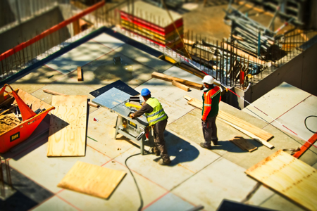 Las empresas del sector de la construcción e inmobiliario en España: del boom a la recesión económica Las empresas del sector de la construcción e inmobiliario en España: del boom a la recesión económica