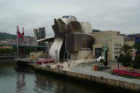 Evaluación de la metodología de análisis de impacto económico del proyecto de ampliación del Museo Guggenheim de Bilbao Evaluación de la metodología de análisis de impacto económico del proyecto de ampliación del Museo Guggenheim de Bilbao