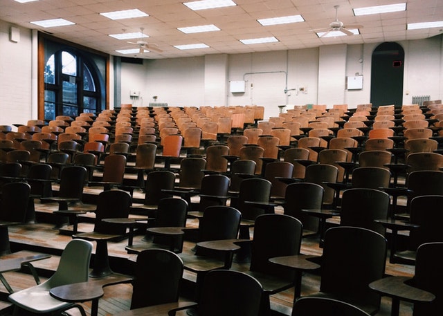 Technical assistance to AIReF in evaluating work carried out on the efficiency of Andalusian public universities Technical assistance to AIReF in evaluating work carried out on the efficiency of Andalusian public universities