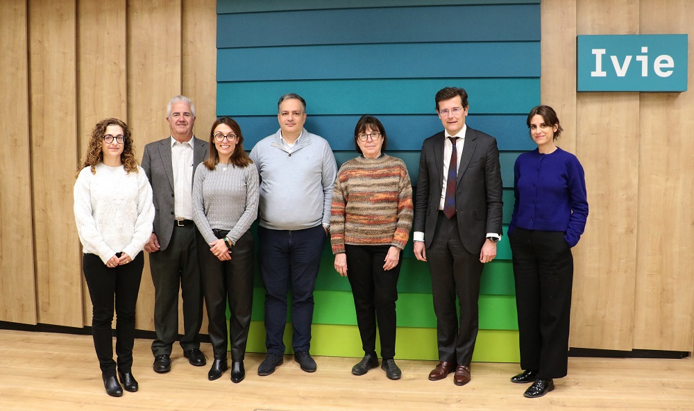 Foto_ReunionINE_Ivie_activosintangibles